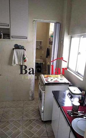 Casa à venda com 240m², 3 quartos e 1 vaga