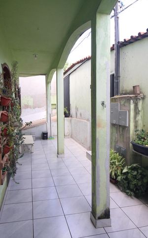 Casa à venda com 110m², 3 quartos e 2 vagasQuintal