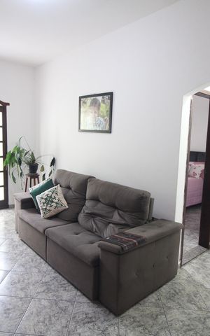 Casa à venda com 110m², 3 quartos e 2 vagasSala
