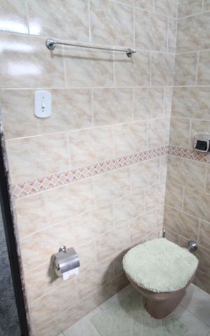 Casa à venda com 110m², 3 quartos e 2 vagasBanheiro
