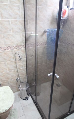 Casa à venda com 110m², 3 quartos e 2 vagasBanheiro