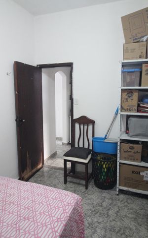 Casa à venda com 110m², 3 quartos e 2 vagasQuarto 3