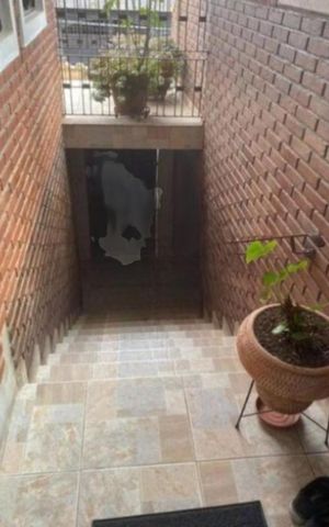 Casa à venda com 250m², 4 quartos e 2 vagas Casa à venda com 250m², 4 quartos e 2 vagasFoto 09