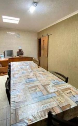 Casa à venda com 250m², 4 quartos e 2 vagas Casa à venda com 250m², 4 quartos e 2 vagasFoto 01
