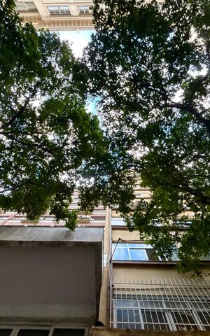 Apartamento para alugar com 105m², 3 quartos e 1 vaga Apartamento para alugar com 105m², 3 quartos e 1 vagaFachada