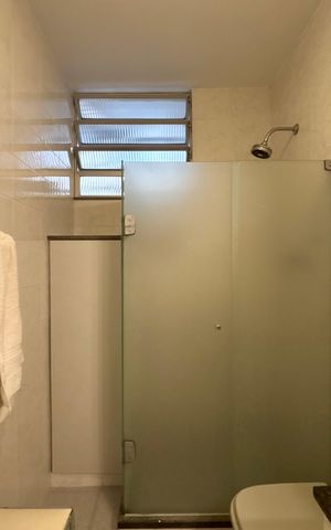 Apartamento para alugar com 105m², 3 quartos e 1 vaga Apartamento para alugar com 105m², 3 quartos e 1 vagaBanheiro social