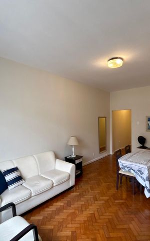 Apartamento para alugar com 105m², 3 quartos e 1 vaga Apartamento para alugar com 105m², 3 quartos e 1 vagaSala