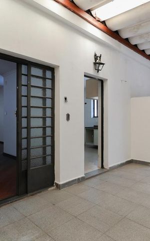 Casa à venda com 210m², 3 quartos e 2 vagas Casa à venda com 210m², 3 quartos e 2 vagasJardim de inverno