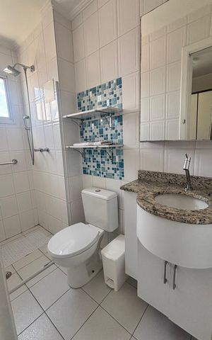 Apartamento à venda com 120m², 3 quartos e 2 vagas Apartamento à venda com 120m², 3 quartos e 2 vagasBanheiro