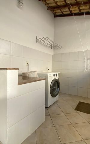 Casa à venda com 271m², 4 quartos e 3 vagas