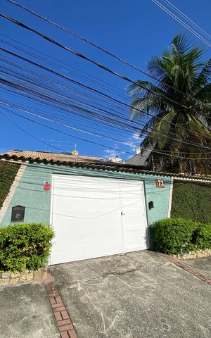 Casa à venda com 271m², 4 quartos e 3 vagas