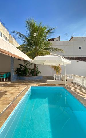 Casa à venda com 271m², 4 quartos e 3 vagas