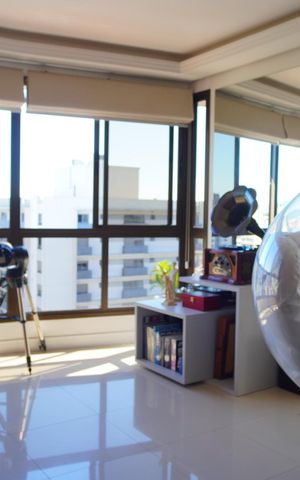 Apartamento à venda com 87m², 2 quartos e 2 vagas Apartamento à venda com 87m², 2 quartos e 2 vagasSala