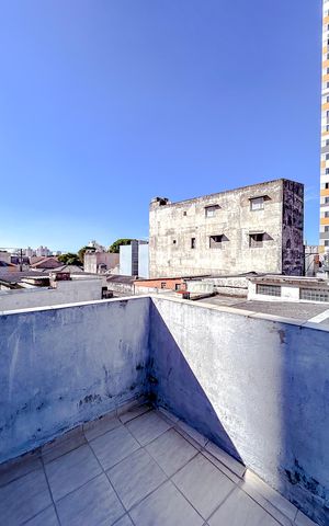 Casa à venda com 300m², 6 quartos e sem vagaÁrea externa