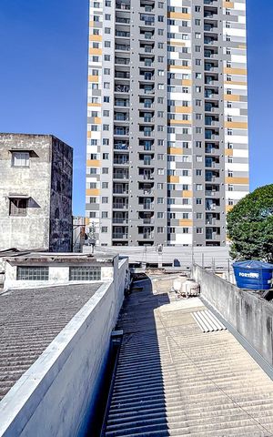 Casa à venda com 300m², 6 quartos e sem vagaÁrea externa
