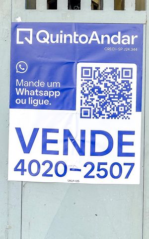 Casa à venda com 300m², 6 quartos e sem vagaPlaquinha