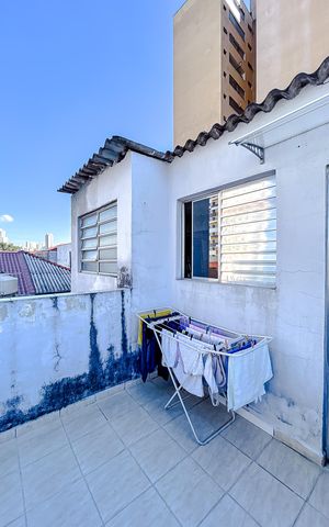 Casa à venda com 300m², 6 quartos e sem vagaÁrea externa