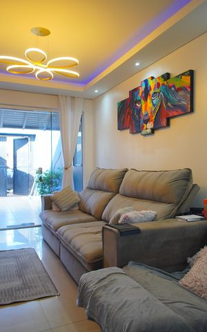 Casa à venda com 89m², 3 quartos e 1 vagaSala