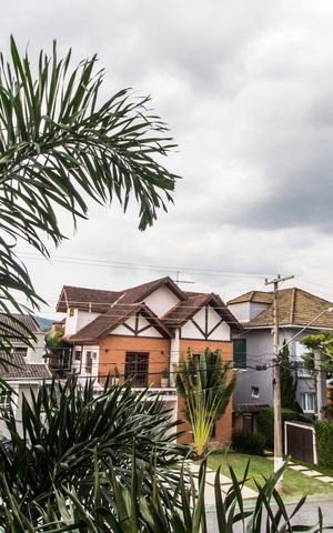 Casa de condomínio à venda com 300m², 4 quartos e 6 vagas Casa de condomínio à venda com 300m², 4 quartos e 6 vagasVista da Suíte