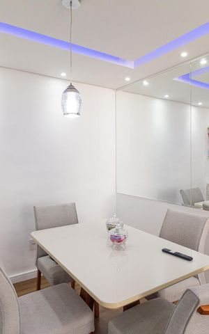 Apartamento à venda com 52m², 2 quartos e 1 vaga Apartamento à venda com 52m², 2 quartos e 1 vagaSala
