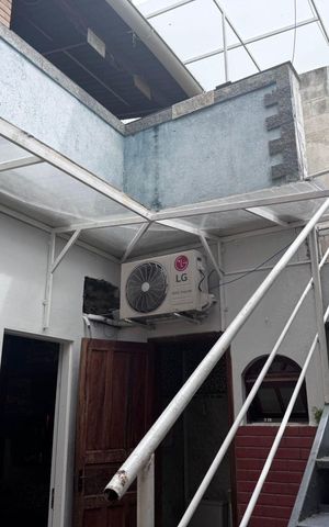 Casa à venda com 280m², 2 quartos e 2 vagas