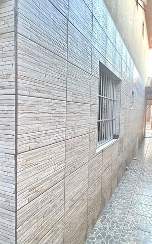 Casa à venda com 111m², 3 quartos e 2 vagas Casa à venda com 111m², 3 quartos e 2 vagasCorredor
