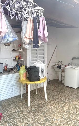 Casa à venda com 111m², 3 quartos e 2 vagas Casa à venda com 111m², 3 quartos e 2 vagasÁrea de Serviço