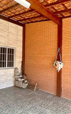 Casa à venda com 111m², 3 quartos e 2 vagas Casa à venda com 111m², 3 quartos e 2 vagasGaragem