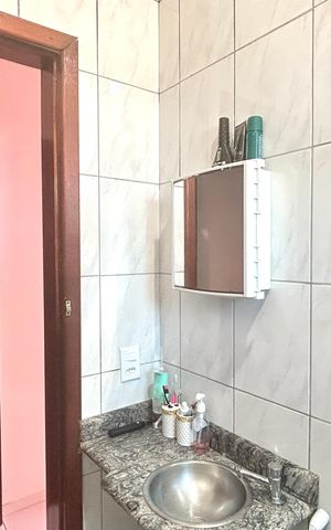 Casa à venda com 111m², 3 quartos e 2 vagas Casa à venda com 111m², 3 quartos e 2 vagasBanheiro da Suíte