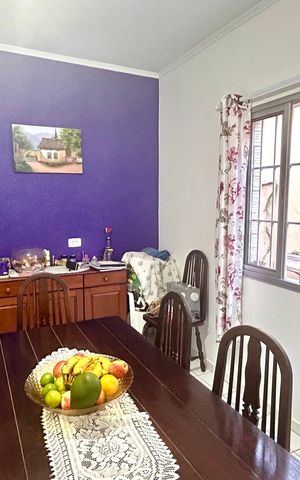 Casa à venda com 111m², 3 quartos e 2 vagas Casa à venda com 111m², 3 quartos e 2 vagasCopa