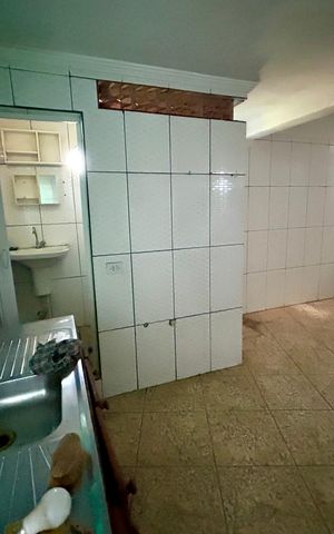 Casa de condomínio para alugar com 20m², 1 quarto e sem vaga Casa de condomínio para alugar com 20m², 1 quarto e sem vagaCozinha
