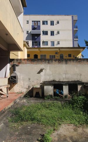 Apartamento à venda com 167m², 3 quartos e 2 vagasQuintal 
