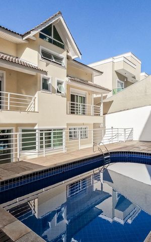 Casa à venda com 520m², 4 quartos e 6 vagas