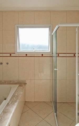 Casa à venda com 520m², 4 quartos e 6 vagas