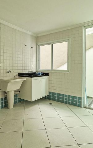 Casa à venda com 520m², 4 quartos e 6 vagas