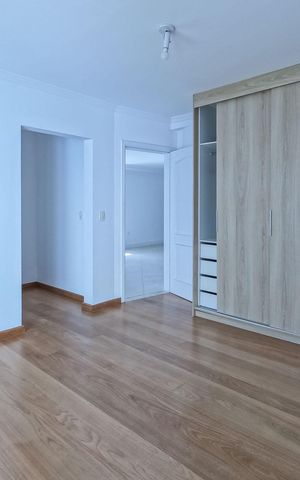 Casa à venda com 520m², 4 quartos e 6 vagas
