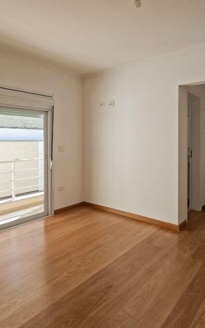 Casa à venda com 520m², 4 quartos e 6 vagas