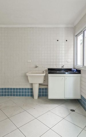 Casa à venda com 520m², 4 quartos e 6 vagas