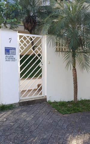 Casa à venda com 520m², 4 quartos e 6 vagas