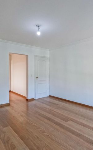 Casa à venda com 520m², 4 quartos e 6 vagas