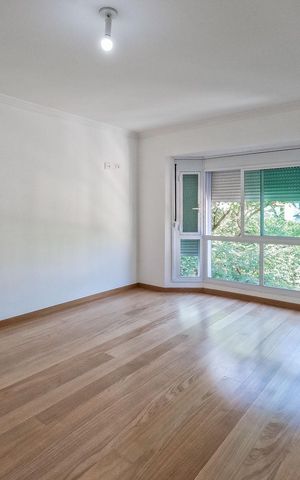Casa à venda com 520m², 4 quartos e 6 vagas