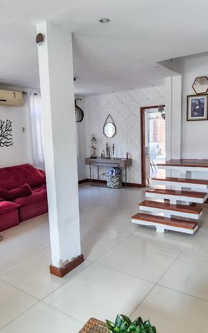 Casa à venda com 226m², 4 quartos e 2 vagasSala