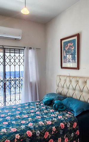 Casa à venda com 226m², 4 quartos e 2 vagasSuíte 2