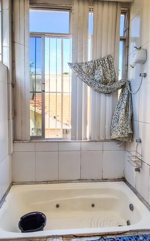 Casa à venda com 226m², 4 quartos e 2 vagasBanheiro da Suíte 2