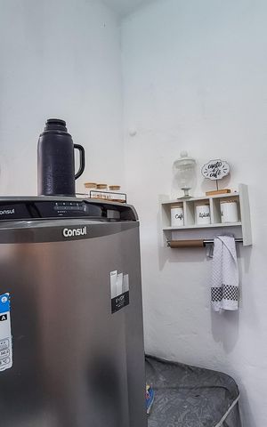 Casa à venda com 226m², 4 quartos e 2 vagasEdícula - Cozinha 