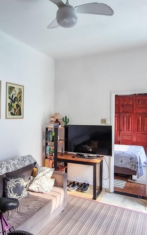 Casa à venda com 226m², 4 quartos e 2 vagasEdícula - Sala  