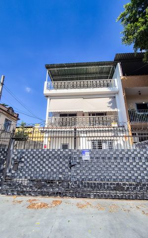 Casa à venda com 226m², 4 quartos e 2 vagasFrente do Imóvel 