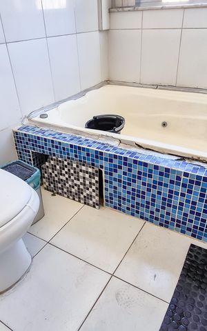 Casa à venda com 226m², 4 quartos e 2 vagasBanheiro da Suíte 2