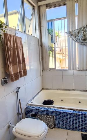 Casa à venda com 226m², 4 quartos e 2 vagasBanheiro da Suíte 2