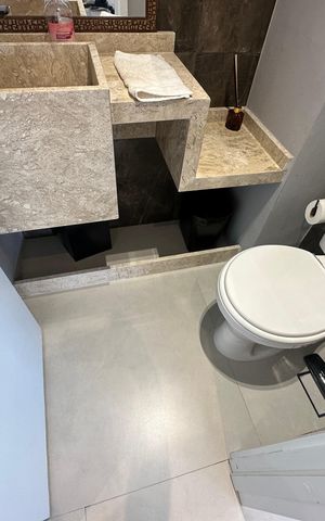 Apartamento à venda com 87m², 2 quartos e 2 vagas Apartamento à venda com 87m², 2 quartos e 2 vagasLavabo